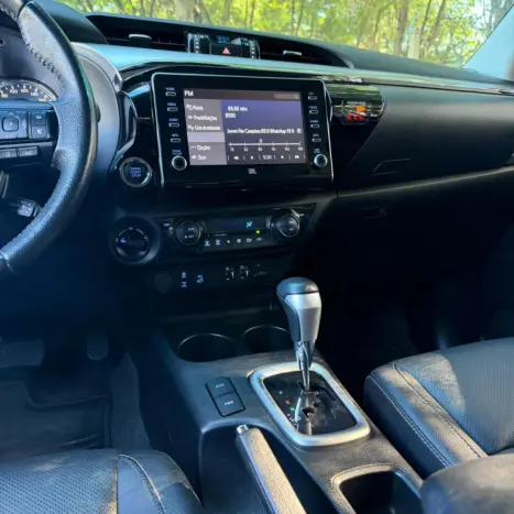 TOYOTA Hilux Caminhonete 2.8 16V SRX 4X4 TURBO DIESEL CABINE DUPLA AUTOM�TICO, Foto 12