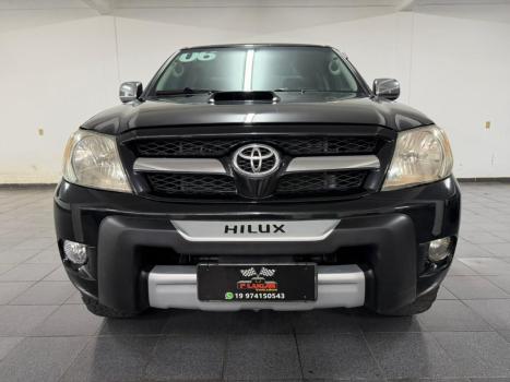 TOYOTA Hilux Caminhonete 3.0 4P 4X4 SRV TURBO DIESEL CABINE DUPLA AUTOM�TICO, Foto 2