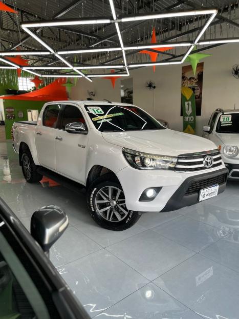 TOYOTA Hilux Caminhonete 2.8 16V 4P SRX DIESEL CABINE DUPLA, Foto 2