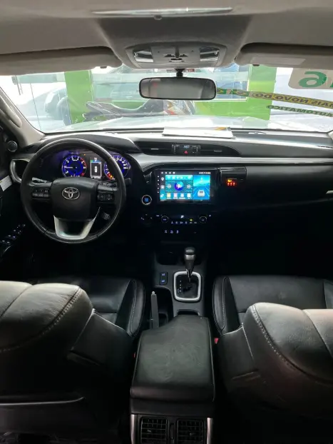 TOYOTA Hilux Caminhonete 2.8 16V 4P SRX DIESEL CABINE DUPLA, Foto 6