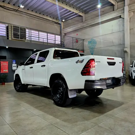 TOYOTA Hilux Caminhonete 2.8 16V 4P POWER PACK TURBO DIESEL 4X4 CABINE DUPLA, Foto 6