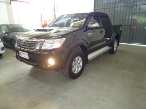 TOYOTA Hilux Caminhonete 3.0 16V 4P 4X4 SRV TURBO DIESEL CABINE DUPLA AUTOM�TICO, Foto 3