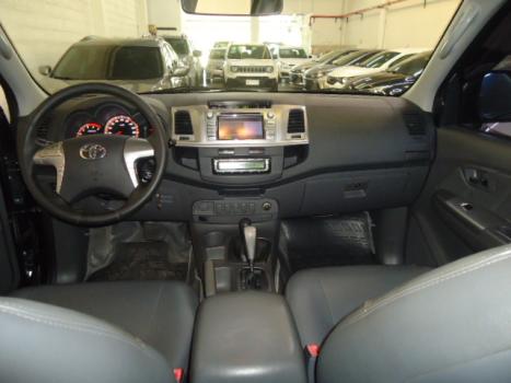 TOYOTA Hilux Caminhonete 3.0 16V 4P 4X4 SRV TURBO DIESEL CABINE DUPLA AUTOM�TICO, Foto 4
