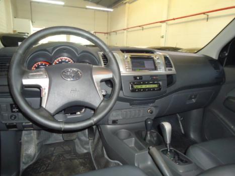 TOYOTA Hilux Caminhonete 3.0 16V 4P 4X4 SRV TURBO DIESEL CABINE DUPLA AUTOM�TICO, Foto 6