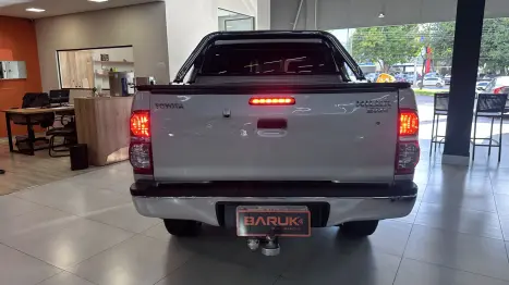 TOYOTA Hilux Caminhonete 3.0 4P 4X4 SRV TURBO DIESEL CABINE DUPLA AUTOM�TICO, Foto 17