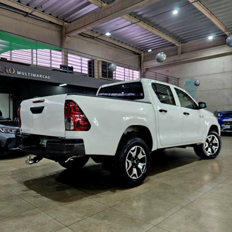 TOYOTA Hilux Caminhonete 2.8 16V 4P POWER PACK TURBO DIESEL 4X4 CABINE DUPLA, Foto 4