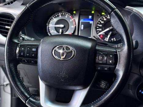 TOYOTA Hilux Caminhonete , Foto 11