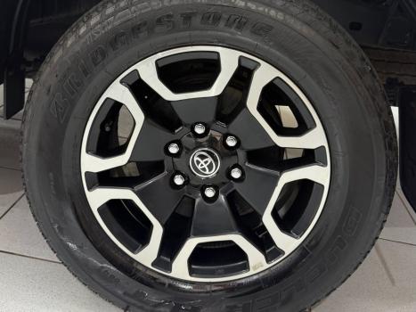 TOYOTA Hilux Caminhonete , Foto 13
