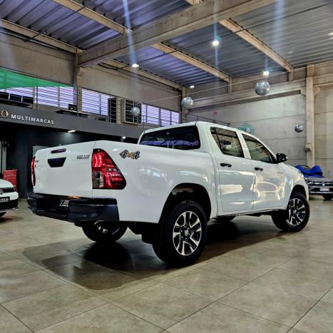 TOYOTA Hilux Caminhonete 2.8 16V 4P POWER PACK TURBO DIESEL 4X4 CABINE DUPLA, Foto 4