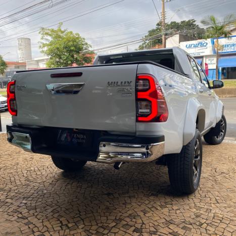 TOYOTA Hilux Caminhonete 2.8 16V SRX PLUS 4X4 TURBO DIESEL CABINE DUPLA AUTOM�TICO, Foto 9