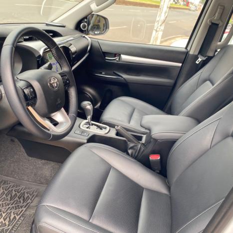 TOYOTA Hilux Caminhonete 2.8 16V SRX PLUS 4X4 TURBO DIESEL CABINE DUPLA AUTOM�TICO, Foto 15