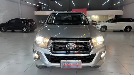TOYOTA Hilux Caminhonete 2.8 4P 4X4 DIESEL CABINE DUPLA, Foto 4