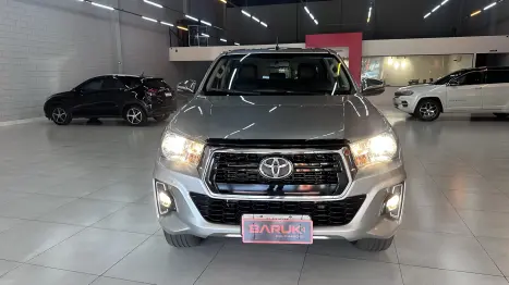 TOYOTA Hilux Caminhonete 2.8 4P 4X4 DIESEL CABINE DUPLA, Foto 15