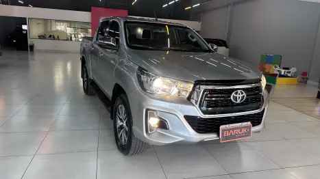 TOYOTA Hilux Caminhonete 2.8 4P 4X4 DIESEL CABINE DUPLA, Foto 18