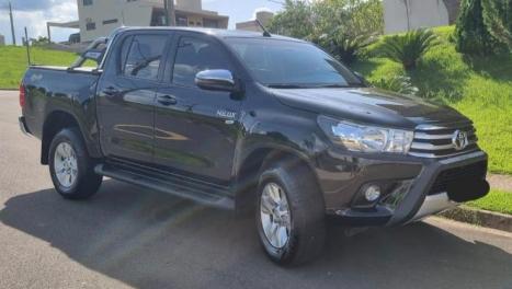 TOYOTA Hilux Caminhonete 2.7 16V 4P SRV FLEX 4X4  CABINE DUPLA AUTOM�TICO, Foto 1