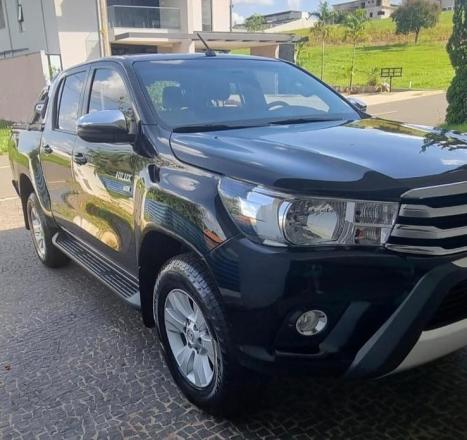 TOYOTA Hilux Caminhonete 2.7 16V 4P SRV FLEX 4X4  CABINE DUPLA AUTOM�TICO, Foto 2