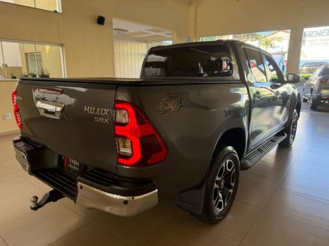 TOYOTA Hilux Caminhonete 2.8 16V SRX 4X4 TURBO DIESEL CABINE DUPLA AUTOM�TICO, Foto 6