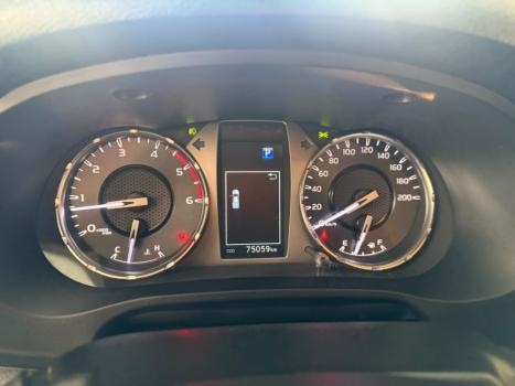 TOYOTA Hilux Caminhonete 2.8 16V SRX 4X4 TURBO DIESEL CABINE DUPLA AUTOM�TICO, Foto 12