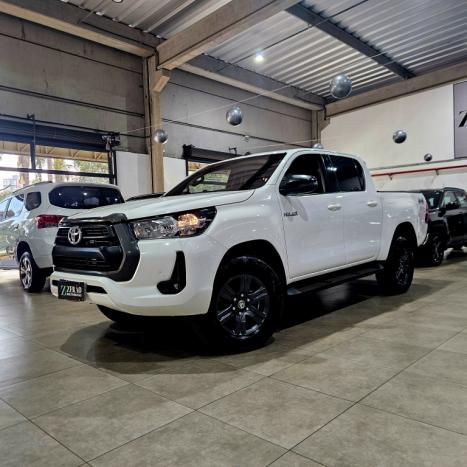 TOYOTA Hilux Caminhonete 2.8 16V 4P SR 4X4 DIESEL CABINE DUPLA AUTOM�TICO, Foto 3