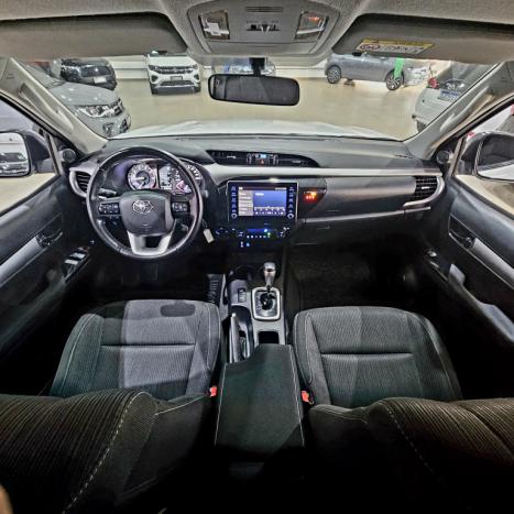 TOYOTA Hilux Caminhonete 2.8 16V 4P SR 4X4 DIESEL CABINE DUPLA AUTOM�TICO, Foto 7
