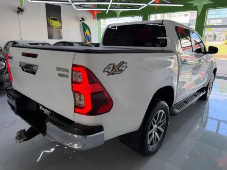 TOYOTA Hilux Caminhonete 2.8 16V 4P SRX DIESEL CABINE DUPLA, Foto 4