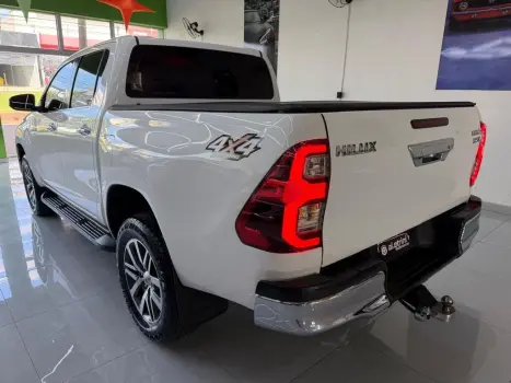 TOYOTA Hilux Caminhonete 2.8 16V 4P SRX DIESEL CABINE DUPLA, Foto 5