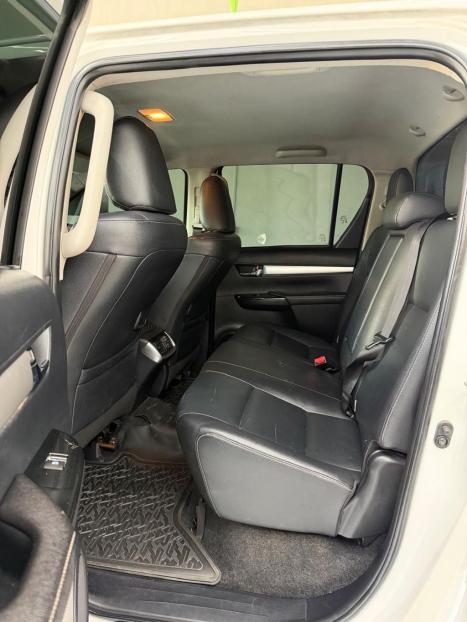 TOYOTA Hilux Caminhonete 2.8 16V 4P SRX DIESEL CABINE DUPLA, Foto 10