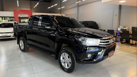 TOYOTA Hilux Caminhonete 2.8 16V SRV 4X4 DIESEL CABINE DUPLA AUTOM�TICO, Foto 4