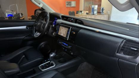 TOYOTA Hilux Caminhonete 2.8 16V SRV 4X4 DIESEL CABINE DUPLA AUTOM�TICO, Foto 8