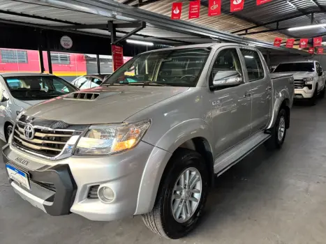 TOYOTA Hilux Caminhonete 3.0 16V 4P 4X4 SRV TURBO DIESEL CABINE DUPLA AUTOM�TICO, Foto 1