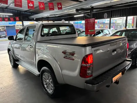 TOYOTA Hilux Caminhonete 3.0 16V 4P 4X4 SRV TURBO DIESEL CABINE DUPLA AUTOM�TICO, Foto 2