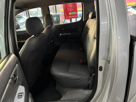 TOYOTA Hilux Caminhonete 3.0 16V 4P 4X4 SRV TURBO DIESEL CABINE DUPLA AUTOM�TICO, Foto 16