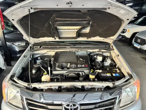 TOYOTA Hilux Caminhonete 3.0 16V 4P 4X4 SRV TURBO DIESEL CABINE DUPLA AUTOM�TICO, Foto 19