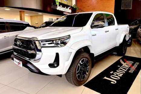 TOYOTA Hilux Caminhonete 2.8 16V SRX 4X4 TURBO DIESEL CABINE DUPLA AUTOM�TICO, Foto 3