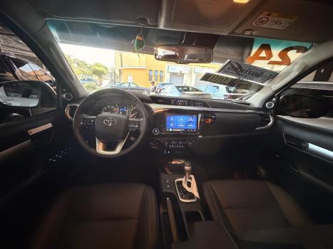 TOYOTA Hilux Caminhonete 2.8 16V SRX 4X4 TURBO DIESEL CABINE DUPLA AUTOM�TICO, Foto 12