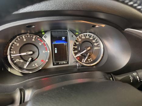 TOYOTA Hilux Caminhonete 2.8 16V SRX 4X4 TURBO DIESEL CABINE DUPLA AUTOM�TICO, Foto 13