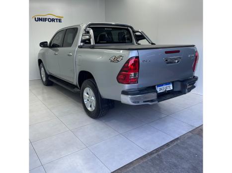 TOYOTA Hilux Caminhonete 2.8 16V SRV 4X4 DIESEL CABINE DUPLA AUTOM�TICO, Foto 6
