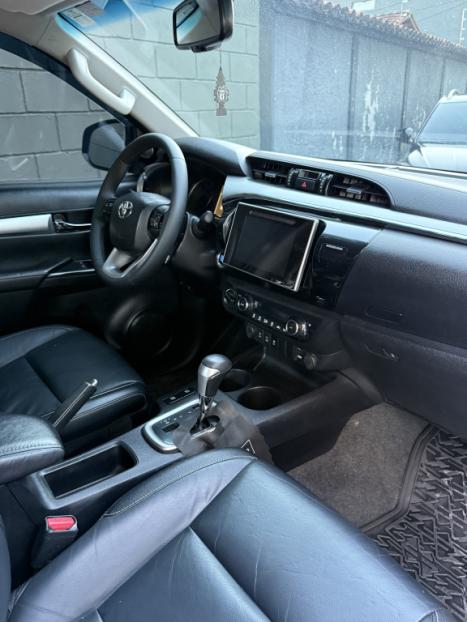 TOYOTA Hilux Caminhonete 2.8 16V SRV 4X4 DIESEL CABINE DUPLA AUTOM�TICO, Foto 5