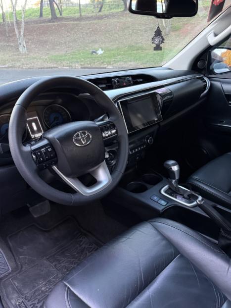 TOYOTA Hilux Caminhonete 2.8 16V SRV 4X4 DIESEL CABINE DUPLA AUTOM�TICO, Foto 8