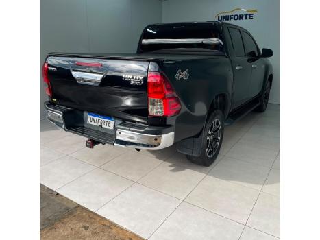 TOYOTA Hilux Caminhonete 2.8 16V SRV 4X4 DIESEL CABINE DUPLA AUTOM�TICO, Foto 4
