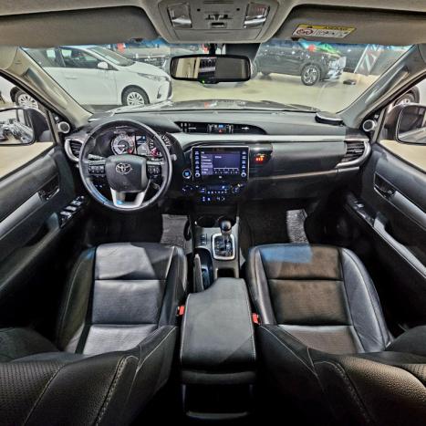 TOYOTA Hilux Caminhonete 2.8 16V SRX 4X4 DIESEL CABINE DUPLA AUTOM�TICO, Foto 6