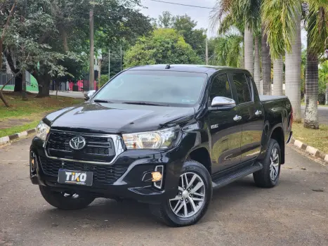 TOYOTA Hilux Caminhonete 2.8 16V SRX 4X4 DIESEL CABINE DUPLA AUTOM�TICO, Foto 1