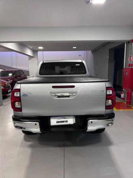 TOYOTA Hilux Caminhonete 2.8 16V SRX 4X4 TURBO DIESEL CABINE DUPLA AUTOM�TICO, Foto 5