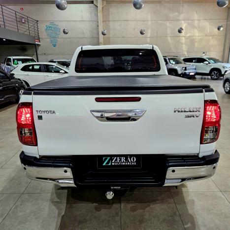 TOYOTA Hilux Caminhonete 2.8 16V SRV 4X4 DIESEL CABINE DUPLA AUTOM�TICO, Foto 5