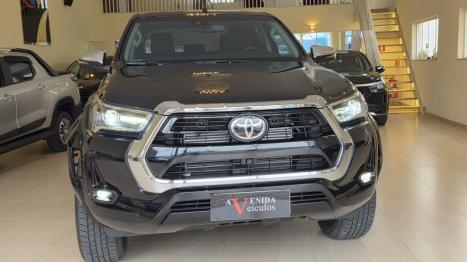 TOYOTA Hilux Caminhonete 2.8 16V SRX PLUS 4X4 TURBO DIESEL CABINE DUPLA AUTOM�TICO, Foto 3