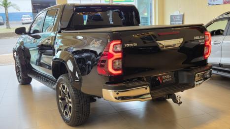 TOYOTA Hilux Caminhonete 2.8 16V SRX PLUS 4X4 TURBO DIESEL CABINE DUPLA AUTOM�TICO, Foto 7