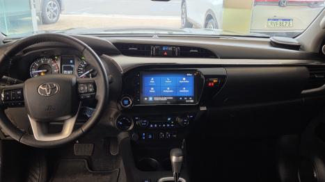 TOYOTA Hilux Caminhonete 2.8 16V SRX PLUS 4X4 TURBO DIESEL CABINE DUPLA AUTOM�TICO, Foto 14
