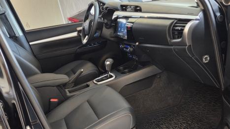TOYOTA Hilux Caminhonete 2.8 16V SRX PLUS 4X4 TURBO DIESEL CABINE DUPLA AUTOM�TICO, Foto 15