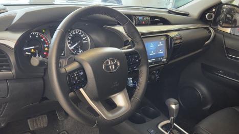 TOYOTA Hilux Caminhonete 2.8 16V SRX PLUS 4X4 TURBO DIESEL CABINE DUPLA AUTOM�TICO, Foto 16
