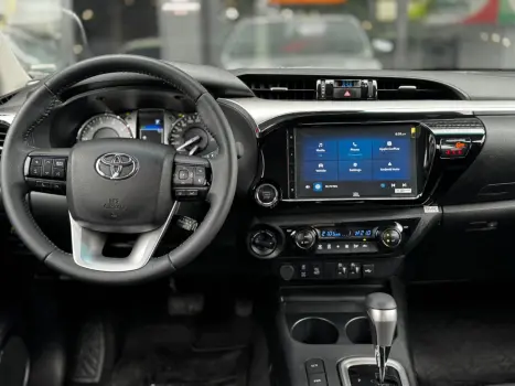 TOYOTA Hilux Caminhonete 2.8 16V SRX PLUS 4X4 TURBO DIESEL CABINE DUPLA AUTOMÁTICO, Foto 12